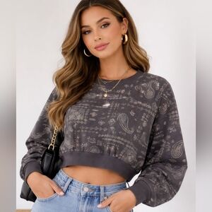 ⭐️Vintage Havana Paisley Cropped Sweatshirt